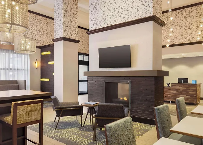 Hampton By Hilton Shelton