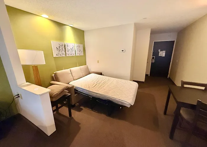 Sleep Inn & Suites Niantic North